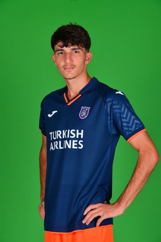Başakşehir 25/26 Deplasman Saha Forma